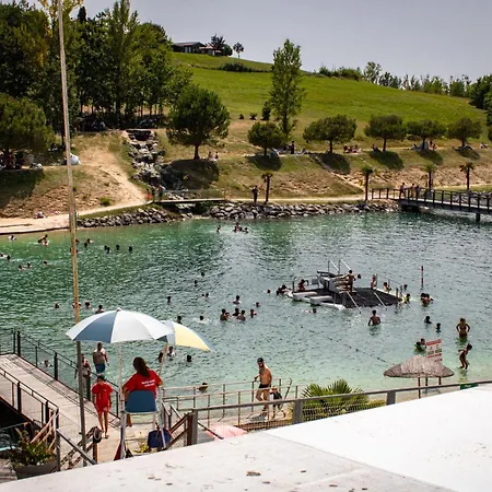 Hameaux Des Lacs 3p 6pers Monclar-de-Quercy
