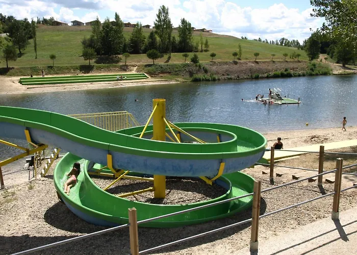 Resort H Des Lacs 3p 6pers Monclar-de-Quercy