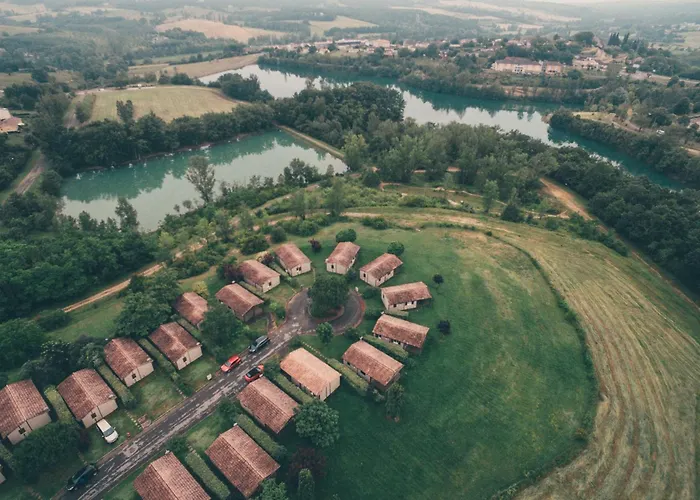 Resort H Des Lacs 3p 6pers Monclar-de-Quercy