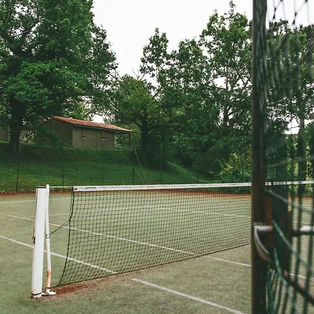 H Des Lacs 3p 6pers * Monclar-de-Quercy